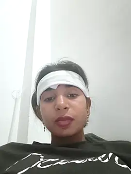 Snapshot of Cute-Natashaa chatting on 03-03-26, 04:35 Cute-Natashaa online show from 03-03-26, 04:35