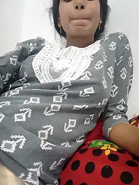 Cute-Natashaa online show from 05-05-26, 07:00