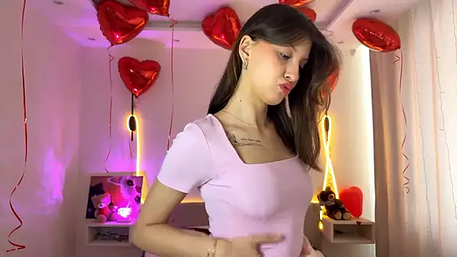 LouiseChavez online show from 02-15-26, 08:13