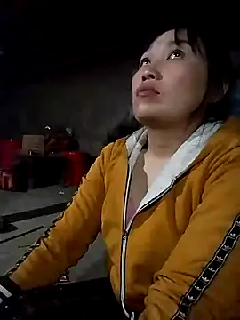 lia-coy online show from 02-19-26, 03:19