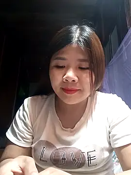 Snapshot of Lioe_koei chatting on 04-23-26, 01:02 Lioe koei online show from 04-23-26, 01:02