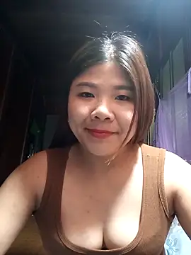 Snapshot of Lioe_koei chatting on 04-29-26, 02:04 Lioe koei online show from 04-29-26, 02:04