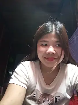 Snapshot of Lioe_koei chatting on 05-18-26, 04:13 Lioe koei online show from 05-18-26, 04:13