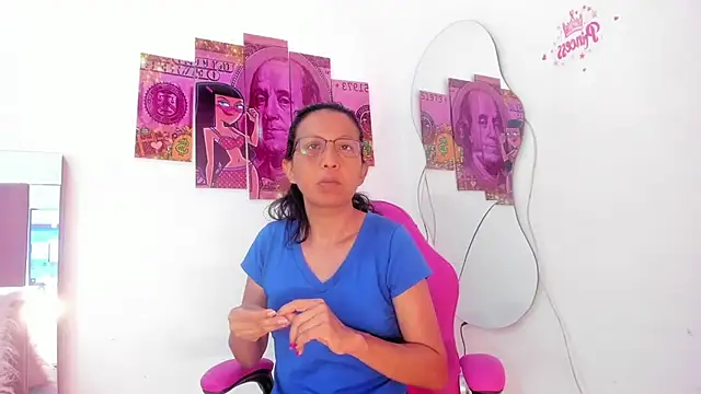 Livia Coxs online show from 03-12-26, 02:12