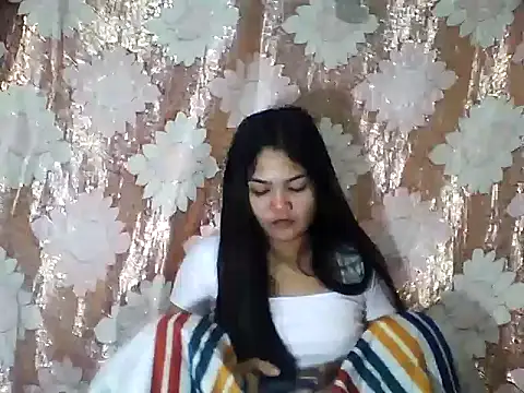 PinaySkinnyJust18 online show from 03-16-26, 09:19