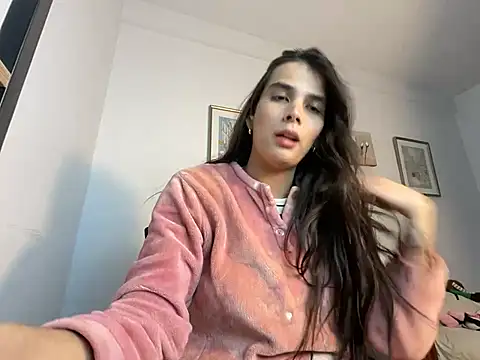 Snapshot of Lily_WellGifted chatting on 02-02-26, 09:46 Lily WellGifted online show from 02-02-26, 09:46