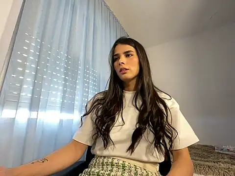 Snapshot of Lily_WellGifted chatting on 03-12-26, 03:07 Lily WellGifted online show from 03-12-26, 03:07