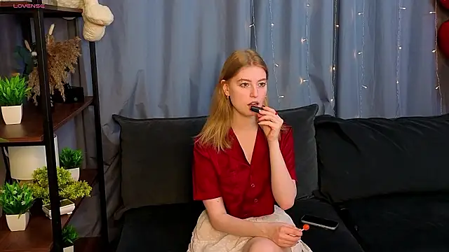 LanaRoxxy online show from 02-20-26, 11:32