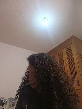 Snapshot of auroracandelax chatting on 02-08-26, 12:58 auroracandelax online show from 02-08-26, 12:58