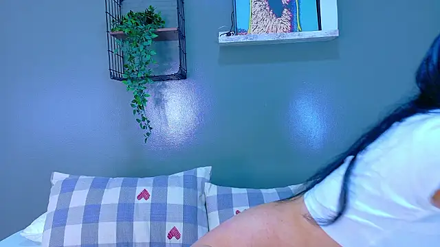 AmmyRouse   online show from 03-28-26, 11:21