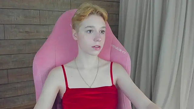 Snapshot of AgataGate chatting on 02-09-26, 04:16 AgataGate online show from 02-09-26, 04:16