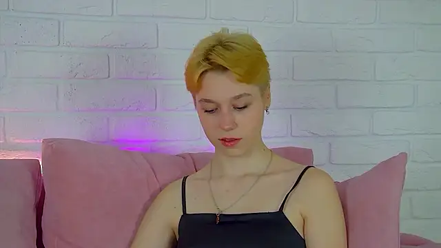 Snapshot of AgataGate chatting on 02-21-26, 04:35 AgataGate online show from 02-21-26, 04:35