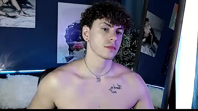 Snapshot of TylerGibson chatting on 06-27-26, 01:39 TylerGibson online show from 06-27-26, 01:39