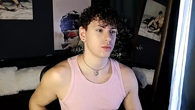 Snapshot of TylerGibson chatting on 07-03-26, 10:10 TylerGibson online show from 07-03-26, 10:10