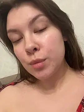  hanna johnsons  online show from 02-12-26, 02:23