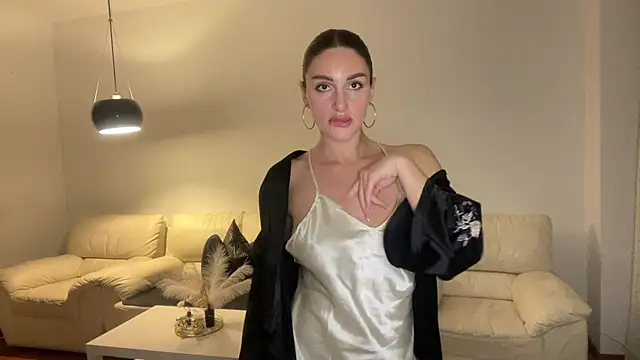RoxelleSilvara69 online show from 05-23-26, 09:52