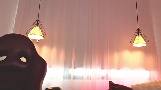 parisblue  online show from 01-17-26, 03:28