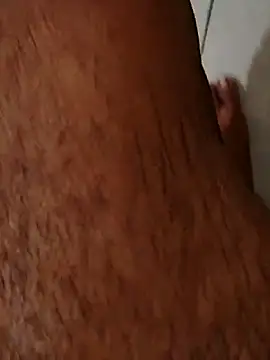 Snapshot of straightnd chatting on 02-25-26, 10:25 straightnd online show from 02-25-26, 10:25