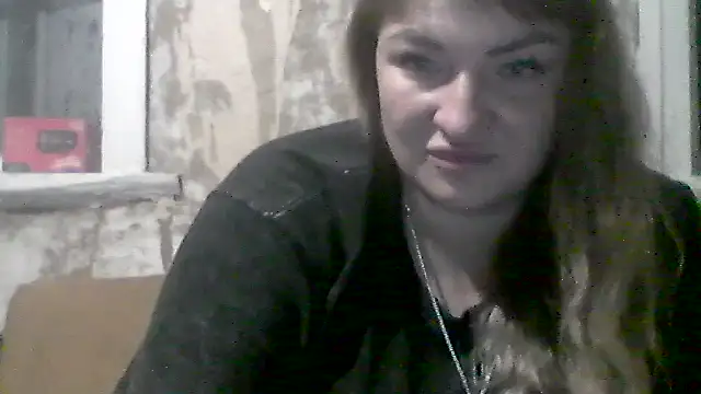 Snapshot of AllinaKis chatting on 07-21-26, 08:00 AllinaKis online show from 07-21-26, 08:00