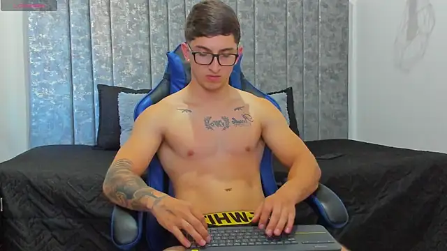 Calvin Hunter online show from 04-12-26, 10:04