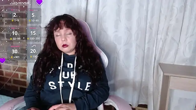 HannaRose- online show from 03-26-26, 03:12