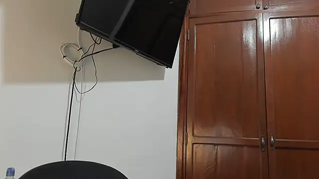 Snapshot of Danilui chatting on 02-21-26, 01:28 Danilui online show from 02-21-26, 01:28