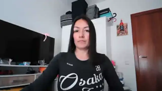 Snapshot of Yulian_Milf chatting on 02-11-26, 02:33 Yulian Milf online show from 02-11-26, 02:33