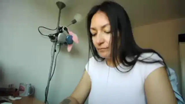 Snapshot of Yulian_Milf chatting on 02-23-26, 10:12 Yulian Milf online show from 02-23-26, 10:12