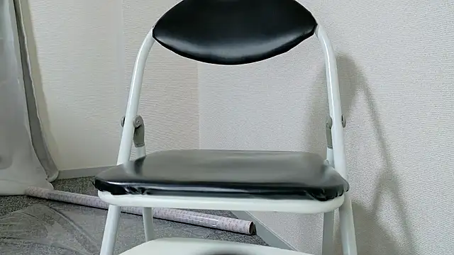 kyuleather online show from 04-11-26, 09:35