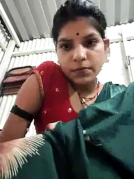 Snapshot of Radha_hot chatting on 06-10-26, 05:12 Radha hot online show from 06-10-26, 05:12