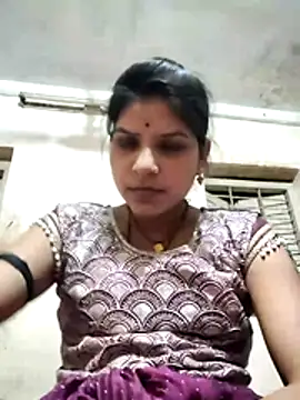 Snapshot of Radha_hot chatting on 06-26-26, 05:17 Radha hot online show from 06-26-26, 05:17