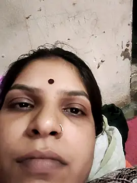Snapshot of Radha_hot chatting on 07-08-26, 04:11 Radha hot online show from 07-08-26, 04:11