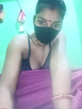 Snapshot of Cute__tanu chatting on 02-19-26, 04:14 Cute tanu online show from 02-19-26, 04:14