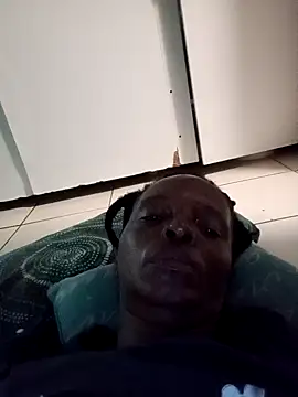 Snapshot of 01Wetlips chatting on 02-19-26, 04:41 01Wetlips online show from 02-19-26, 04:41