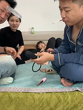 xiaotiantian-10 online show from 03-05-26, 07:59