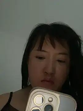 Snapshot of xiaotiantian-10 chatting on 05-16-26, 11:46 xiaotiantian-10 online show from 05-16-26, 11:46