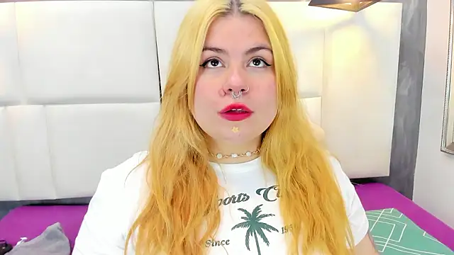 Martina armos online show from 03-09-26, 01:37