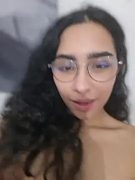 scarlett25   online show from 04-05-26, 03:36