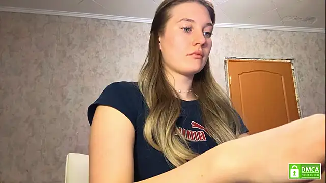 Snapshot of Jolievic chatting on 02-15-26, 05:31 Jolievic online show from 02-15-26, 05:31