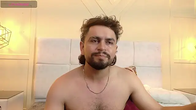 Snapshot of RashelANDCerverus chatting on 02-10-26, 12:53 RashelANDCerverus online show from 02-10-26, 12:53