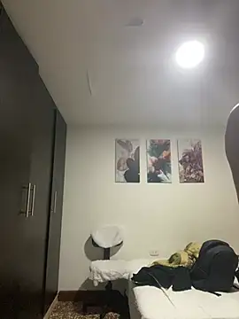 JuliaaVega online show from 03-05-26, 11:28