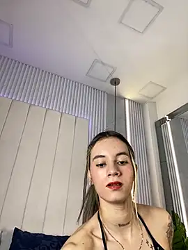 Snapshot of JuliaColemann chatting on 02-10-26, 12:20 JuliaColemann online show from 02-10-26, 12:20