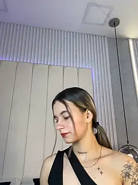 Snapshot of JuliaColemann chatting on 03-03-26, 12:11 JuliaColemann online show from 03-03-26, 12:11