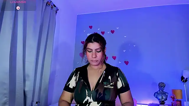 Snapshot of ConnyLoret chatting on 02-17-26, 07:31 ConnyLoret online show from 02-17-26, 07:31