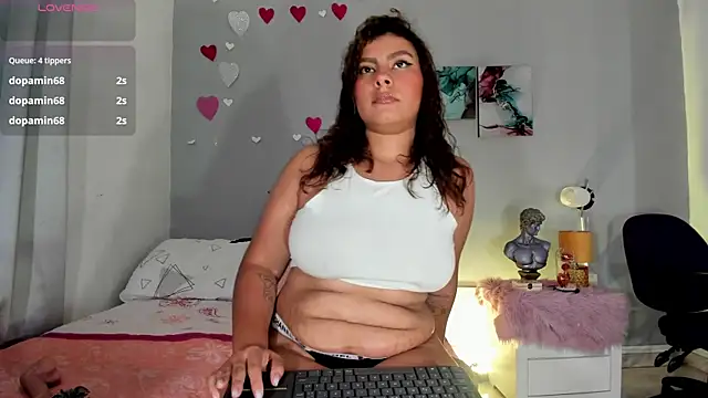 Snapshot of ConnyLoret chatting on 02-26-26, 03:27 ConnyLoret online show from 02-26-26, 03:27