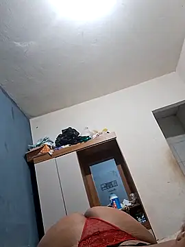 Snapshot of morenalinda15 chatting on 02-21-26, 08:43 morenalinda15 online show from 02-21-26, 08:43