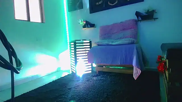 Tatoo Noah online show from 04-03-26, 01:09