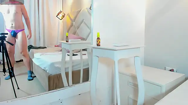 Snapshot of Angel_Sanzz chatting on 02-17-26, 01:07 Angel Sanzz online show from 02-17-26, 01:07