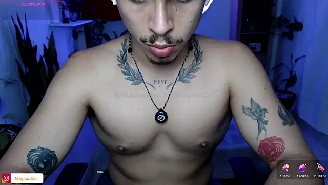 Snapshot of Magnuz_Col chatting on 02-10-26, 02:26 Magnuz Col online show from 02-10-26, 02:26