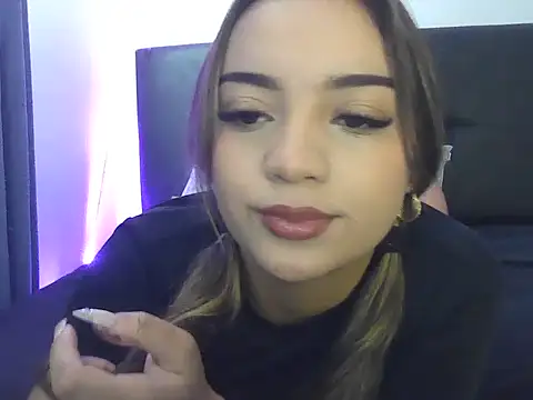 Itsgabyx online show from 02-07-26, 03:49